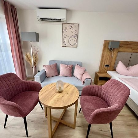 Ergersheim Apartment -Amalia- Mit Klimaanlage & Ueberdachte Terrasse מראה חיצוני תמונה